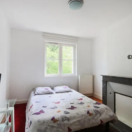 Apartment Bright T3, View On #cathedralesaintgatien #tours *